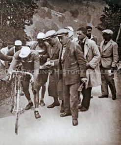 Leducq saves maillot jaune